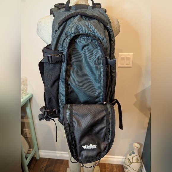 MEC Backpack 45L Capacity Frame Size Long, Black & Green Unisex - Picture 7 of 10